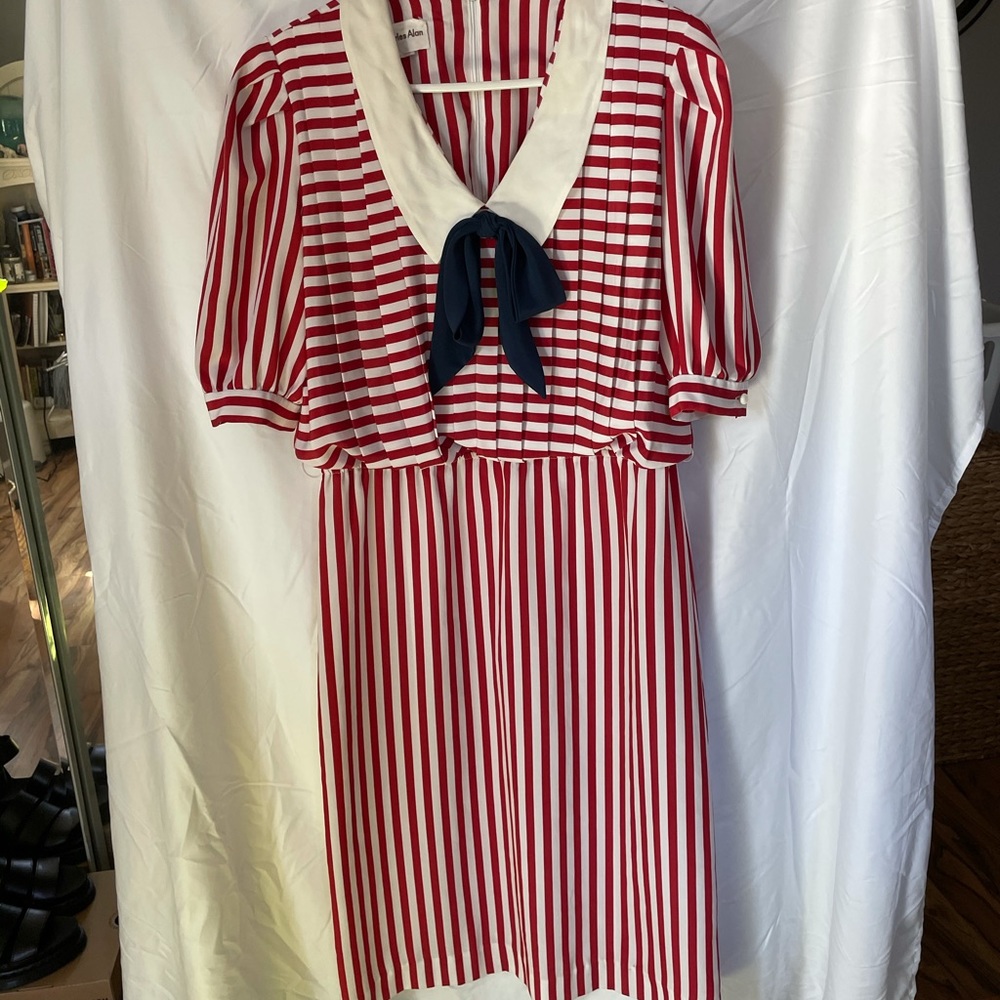 Day at the Races Dress - Picture 3 of 7